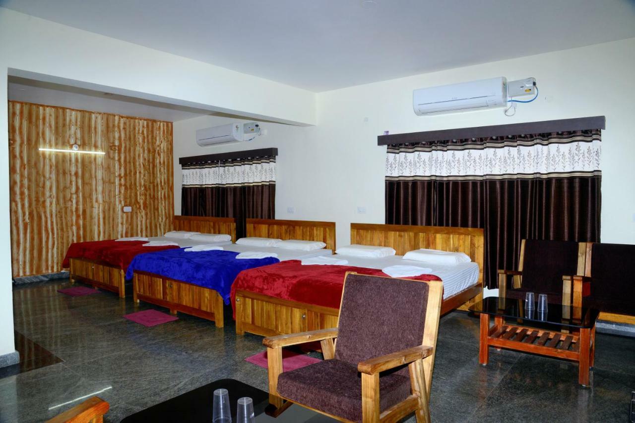 Hotel Souparnika Сагар Экстерьер фото