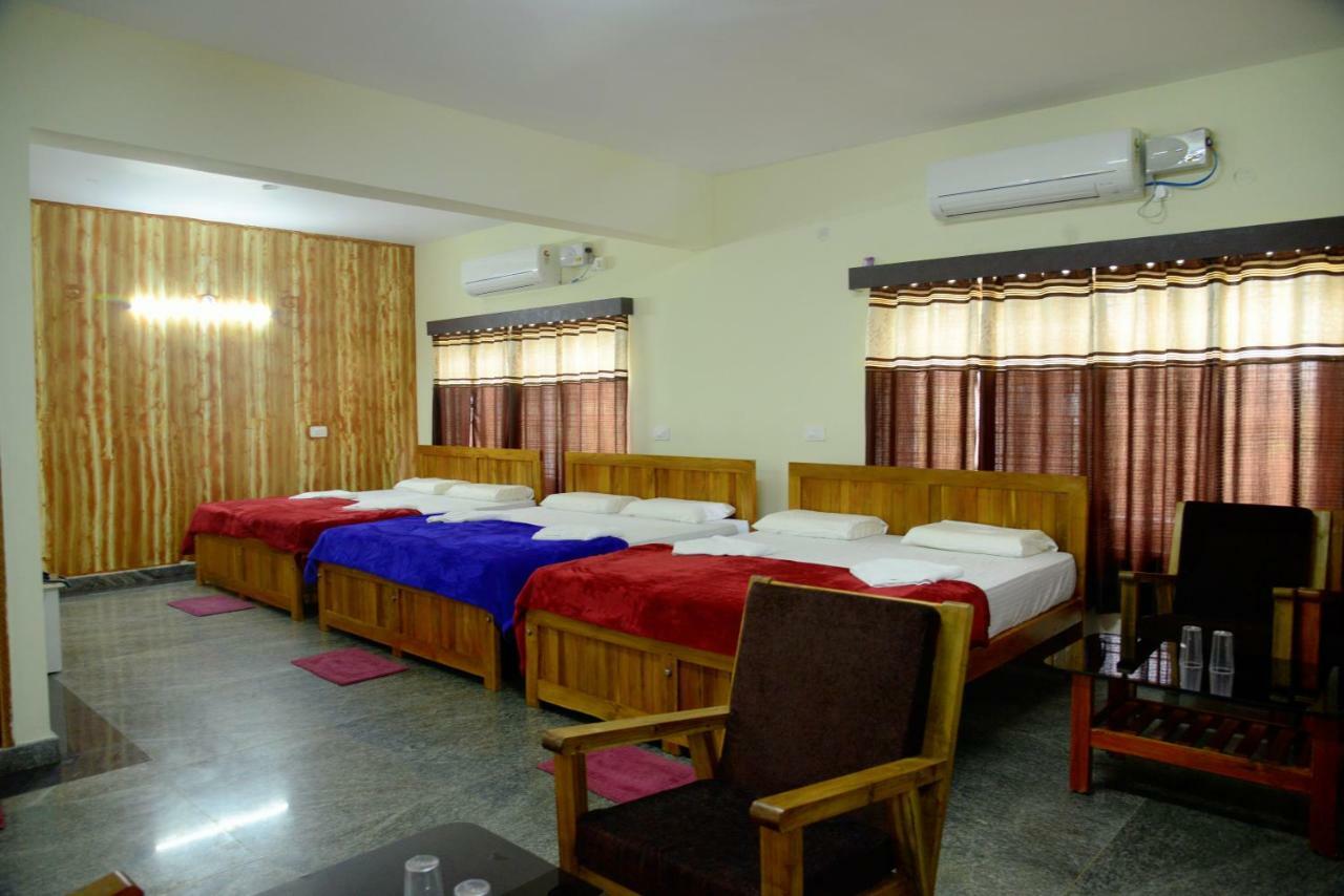 Hotel Souparnika Сагар Экстерьер фото